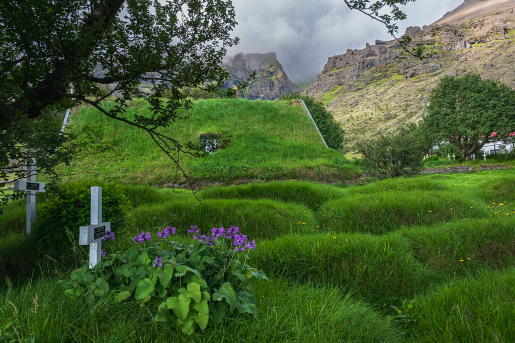 Hofskirkja - Friedhof