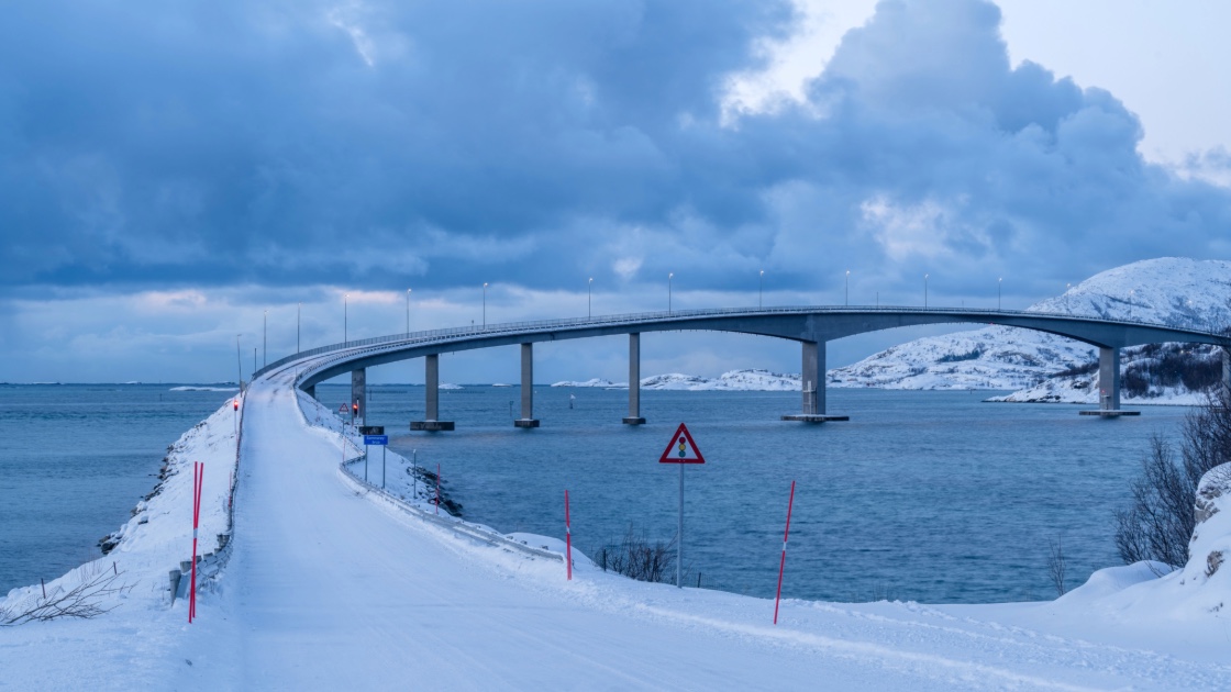 Sommarøybrua - die grosse Brücke nach Sommarøy